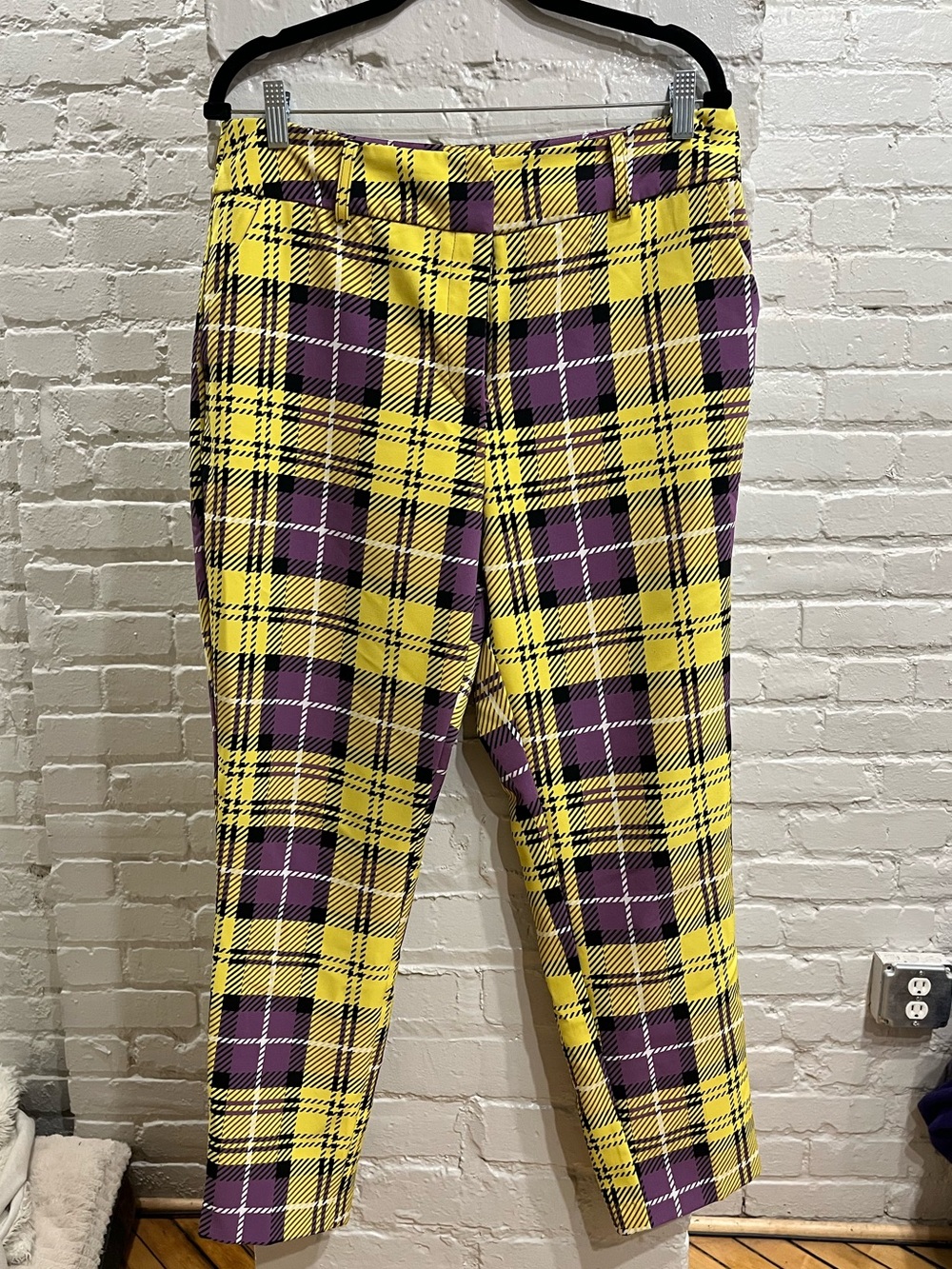 NY & Company Plaid Ankle Pants – Size L